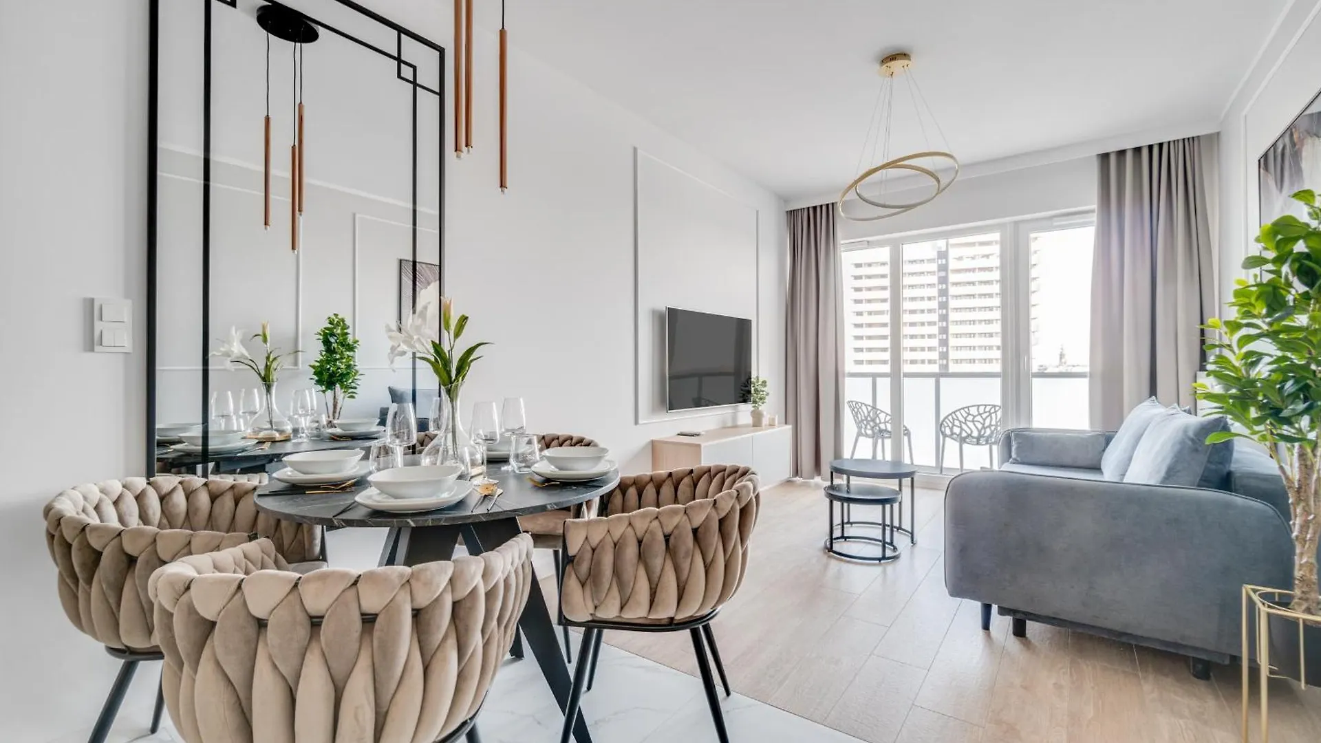 Rent Invest - Quorum Apartamenty Parking Klimatyzacja ヴロツワフ