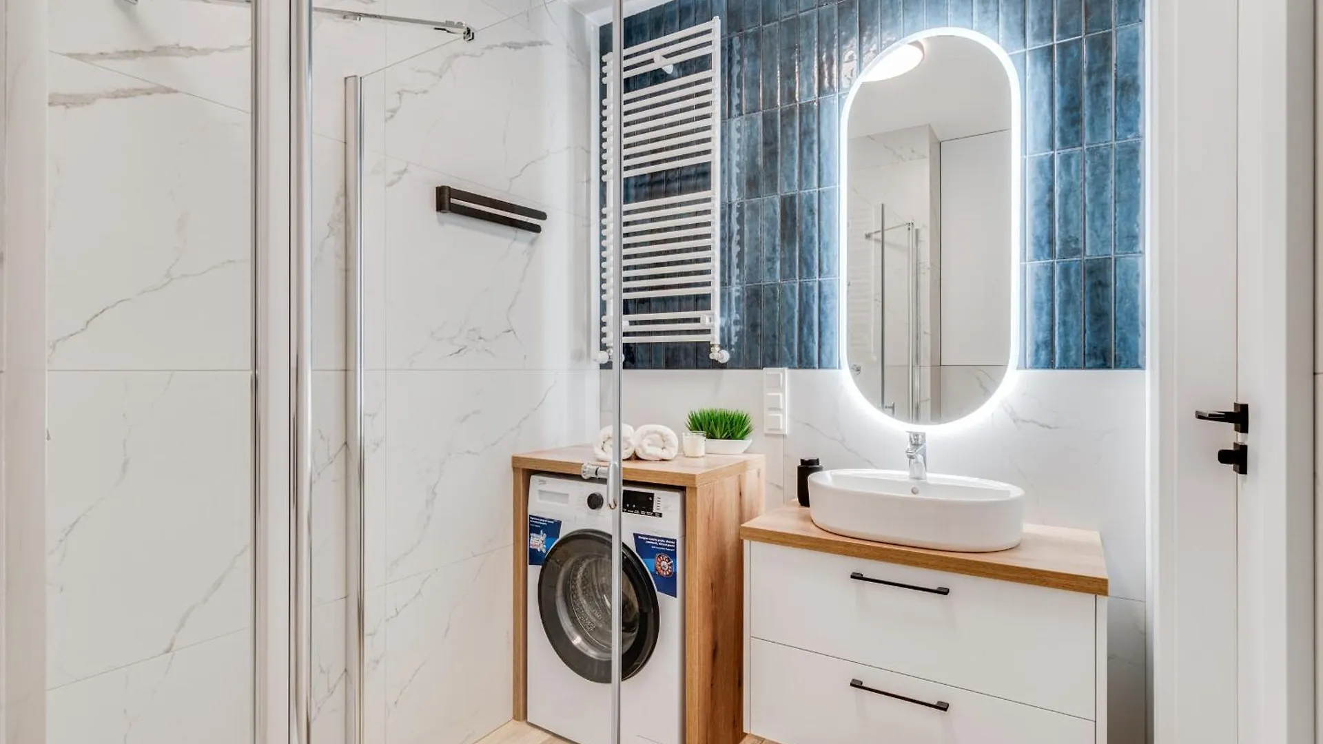 Rent Invest - Quorum Apartamenty Parking Klimatyzacja Wroclaw 0*,