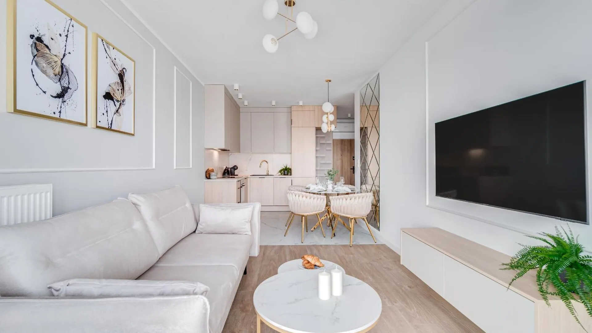 Rent Invest - Quorum Apartamenty Parking Klimatyzacja Wroclaw