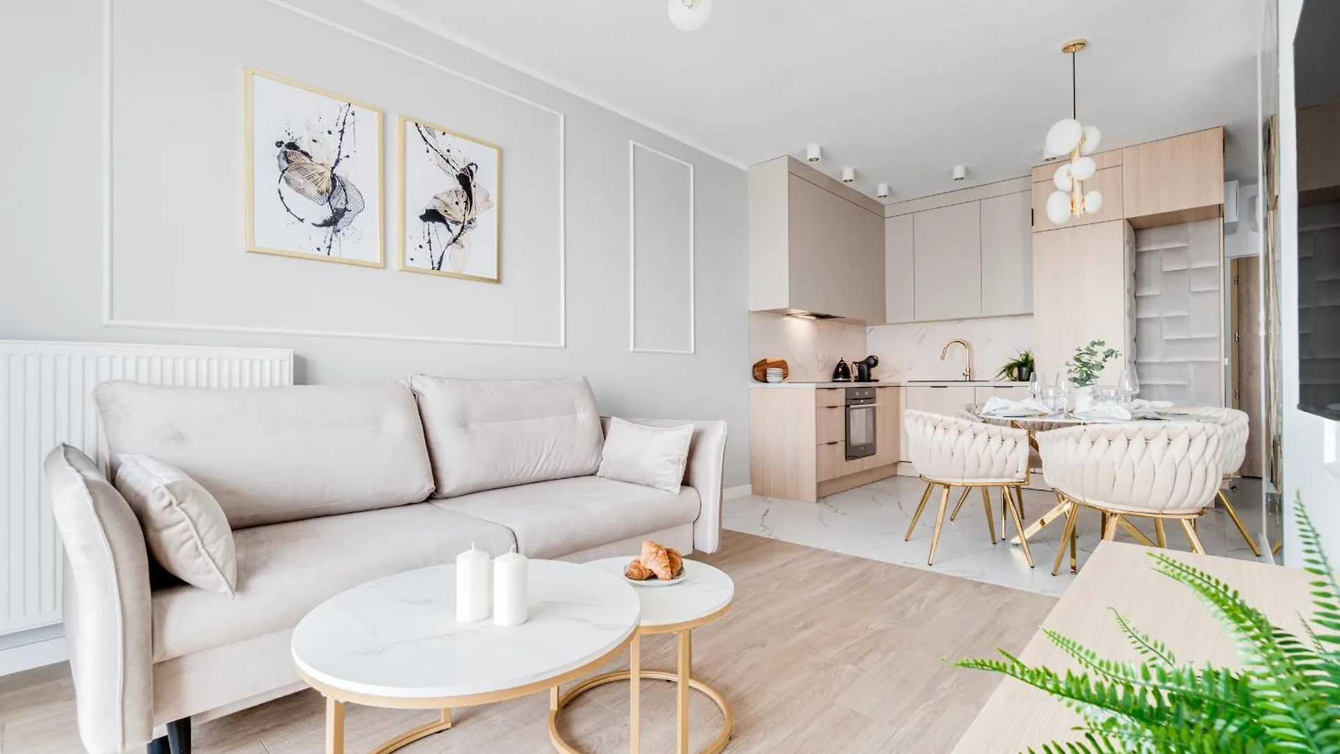 Rent Invest - Quorum Apartamenty Parking Klimatyzacja Wroclaw 0*,  Poland