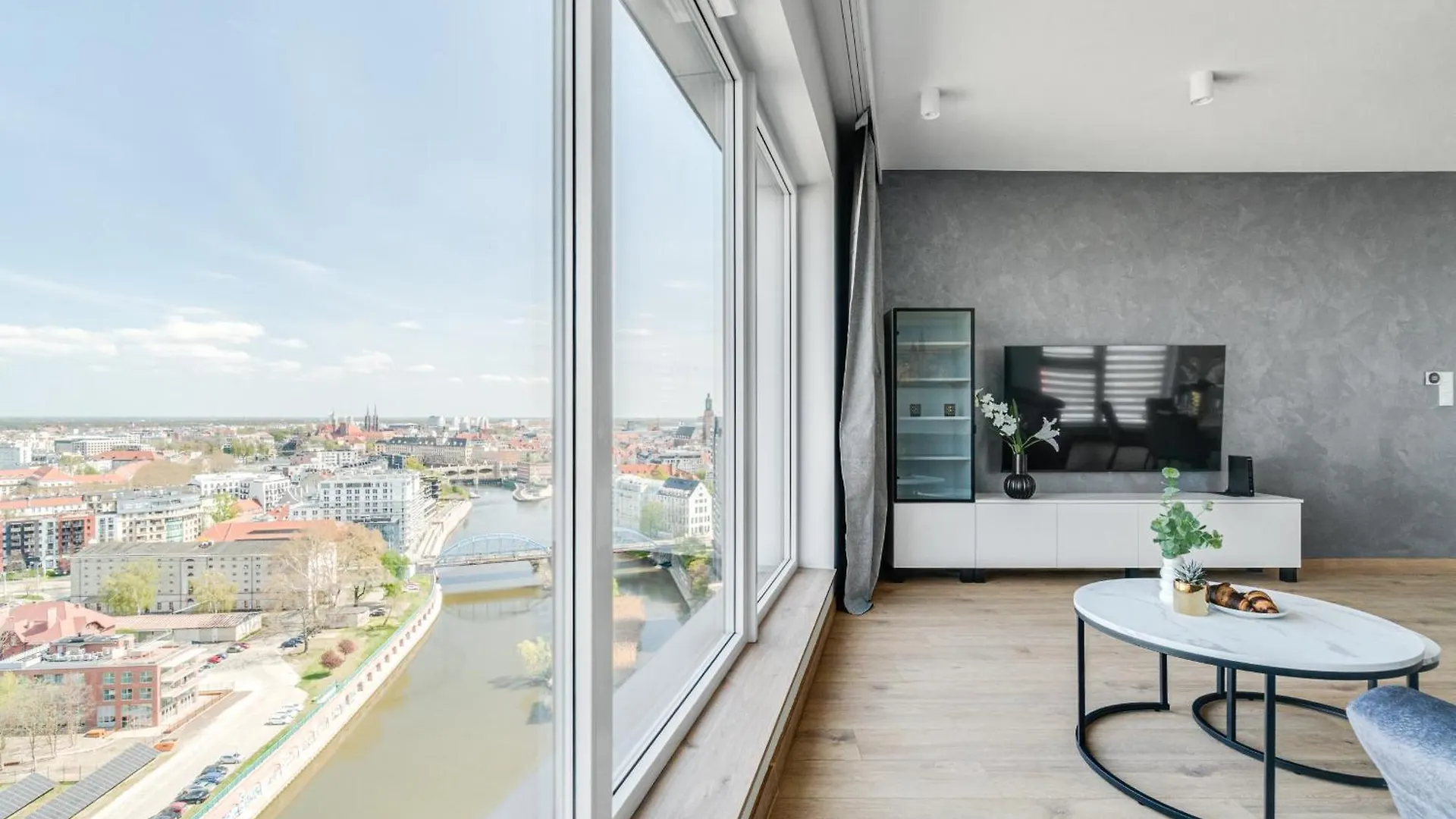 Rent Invest - Quorum Apartamenty Parking Klimatyzacja Wroclaw