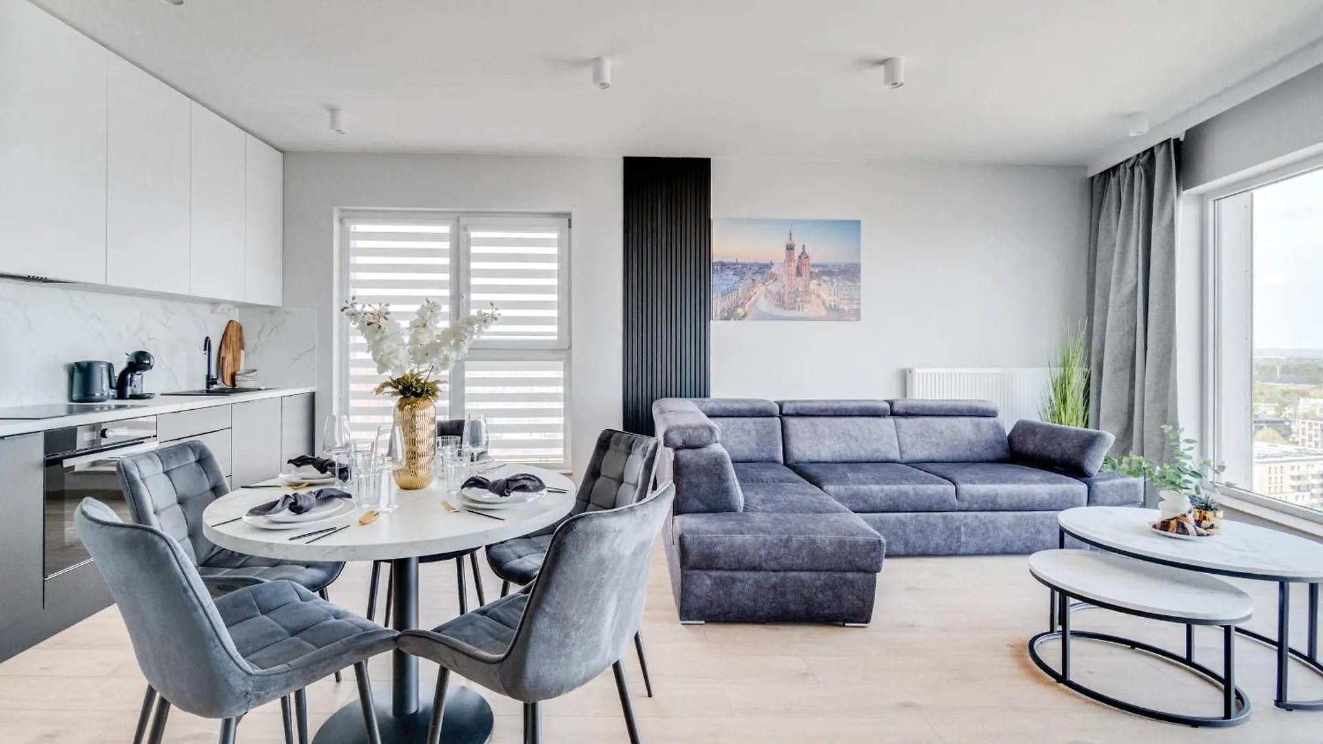 Rent Invest - Quorum Apartamenty Parking Klimatyzacja Wroclaw Apartment