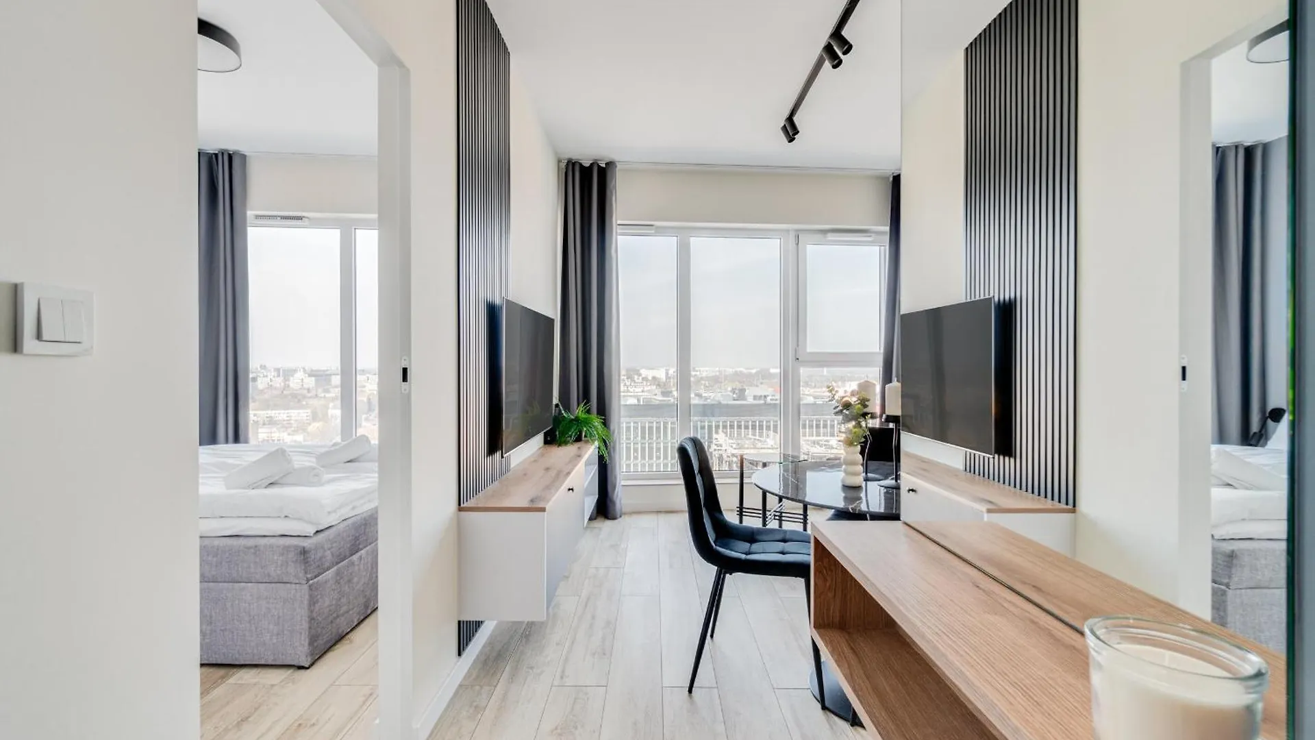 Rent Invest - Quorum Apartamenty Parking Klimatyzacja ヴロツワフ 0*,  ポーランド